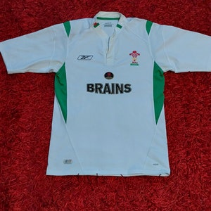 Rugby Wales Away Pro-Fit Rugby Jersey Mens  Reebok Size XL - Classic Team Apparel