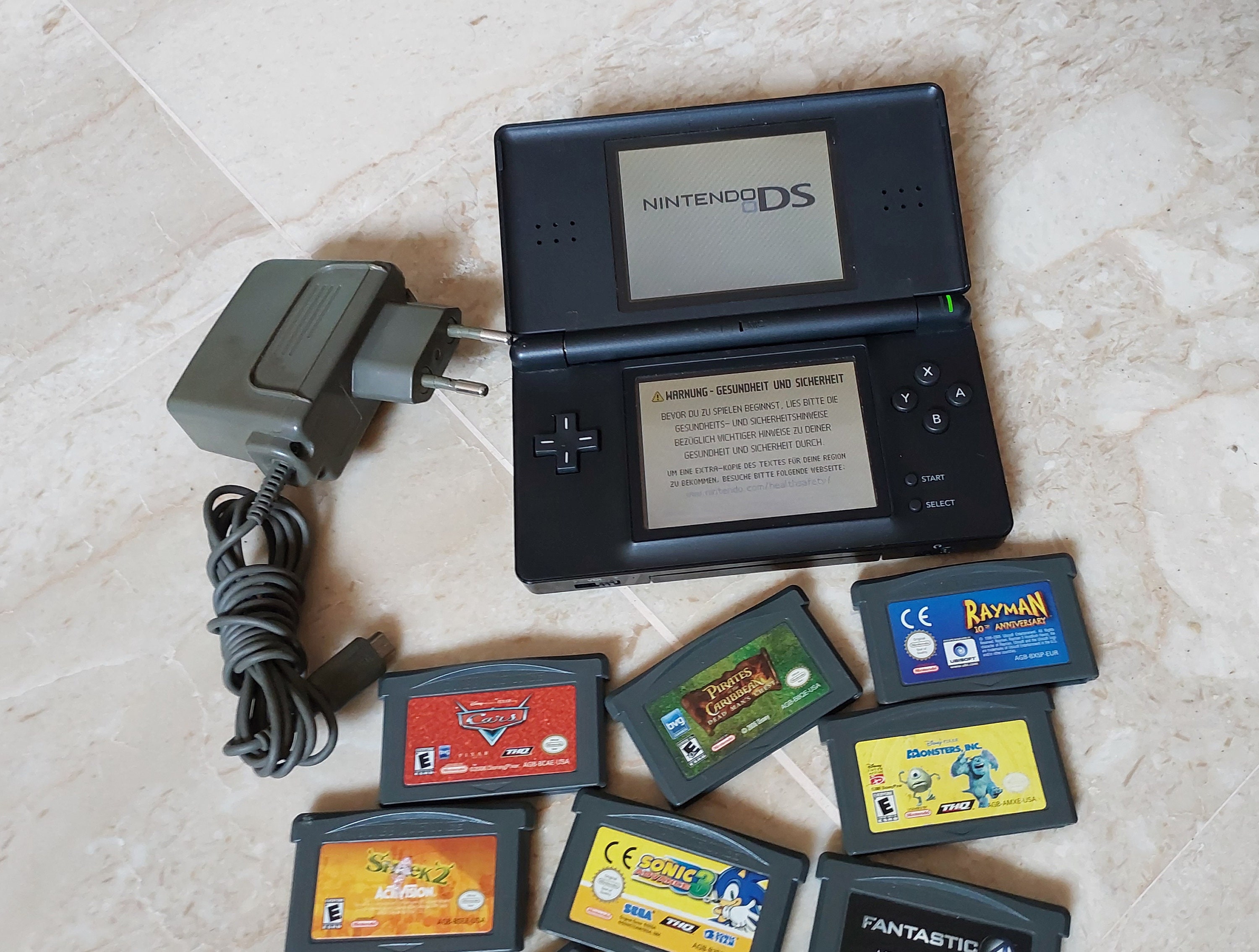 100% Authentic Vintage Nintendo DS Lite (black) Bundle With