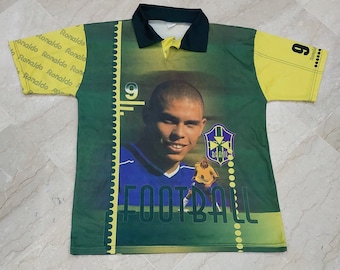 レトロブラジル2002ホームユニフォーム、ロナウド9サッカー