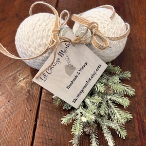 Handmade Yarn Ball Christmas Ornaments, Burlap Bow Decor (2 Piece Set)