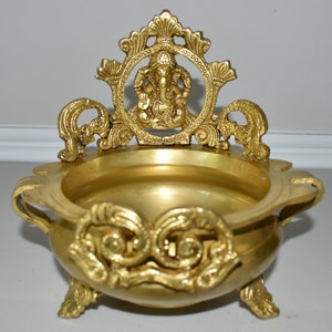 Ganesh Urli Bowl - Pure Brass for Festive Decor