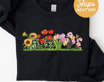 Wildflower Sweatshirt: Eco-Friendly Plant Mom Crewneck