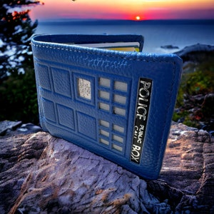 Premium Pebbled Italian Leather Tardis 4.0 + RFID ***Limited Edition*** in stock - New Batch Only 100 made!