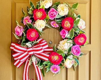 Buttercup ranunculus wreath