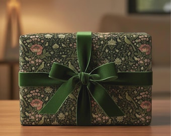 Luxury Wrapping Paper Gift Wrap Wedding Present Packaging Material Botanical Pattern Dark Green Floral Design William Morris Inspired Art
