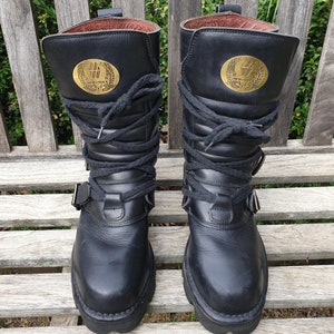 EU 37 Vintage Lace up New Rock Boots - Silver and Black EU 37 Vintage Lace up New Rock Boots - Silver and Black