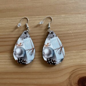 Christmas Teardrop Dangle Earrings: Ornament Design