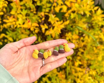 Micro-gehaakte eend: miniatuurpoppenhuis wilde eend, verzamelcadeau