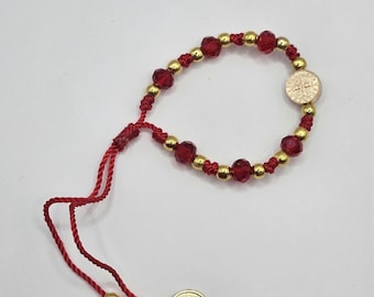Pulsera de San Benito y Ojo Turco para protección de bebés Red string bracelet St Benedict and Evil Eye for babies Protection