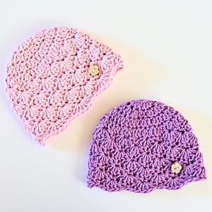 Berretto per neonati fatto a mano all&#39;uncinetto con bottone a forma di fiore - Cappello in morbido cotone per neonati e bambini da 0 a 3 mesi