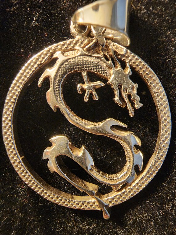 pendant silver dragon Gem