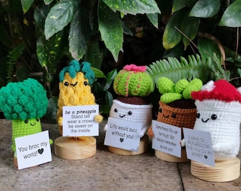 Handmade Crochet Plant Family, Mushroom, Broccoli & Pineapple Set, Cute Desk Decor, Customizable Gift with Cards, Positive Amigurumi (4-6cm)
