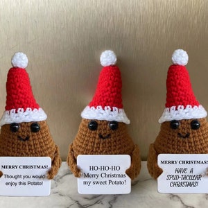 Weihnachten Häkelkartoffel | Anpassbare Schreibtisch Dekor | Weihnachtsgeschenk für Sie | Weihnachtskartoffelgeschenk, lustiges Kartoffelspielzeug, einzigartiges Amigurumigeschenk