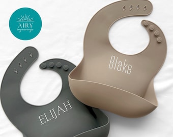 Engraved Custom Baby Bib Set of 2, Name Engraved Bib with White Ink, Toddler Bib, Custom Bib, Silicone Bib