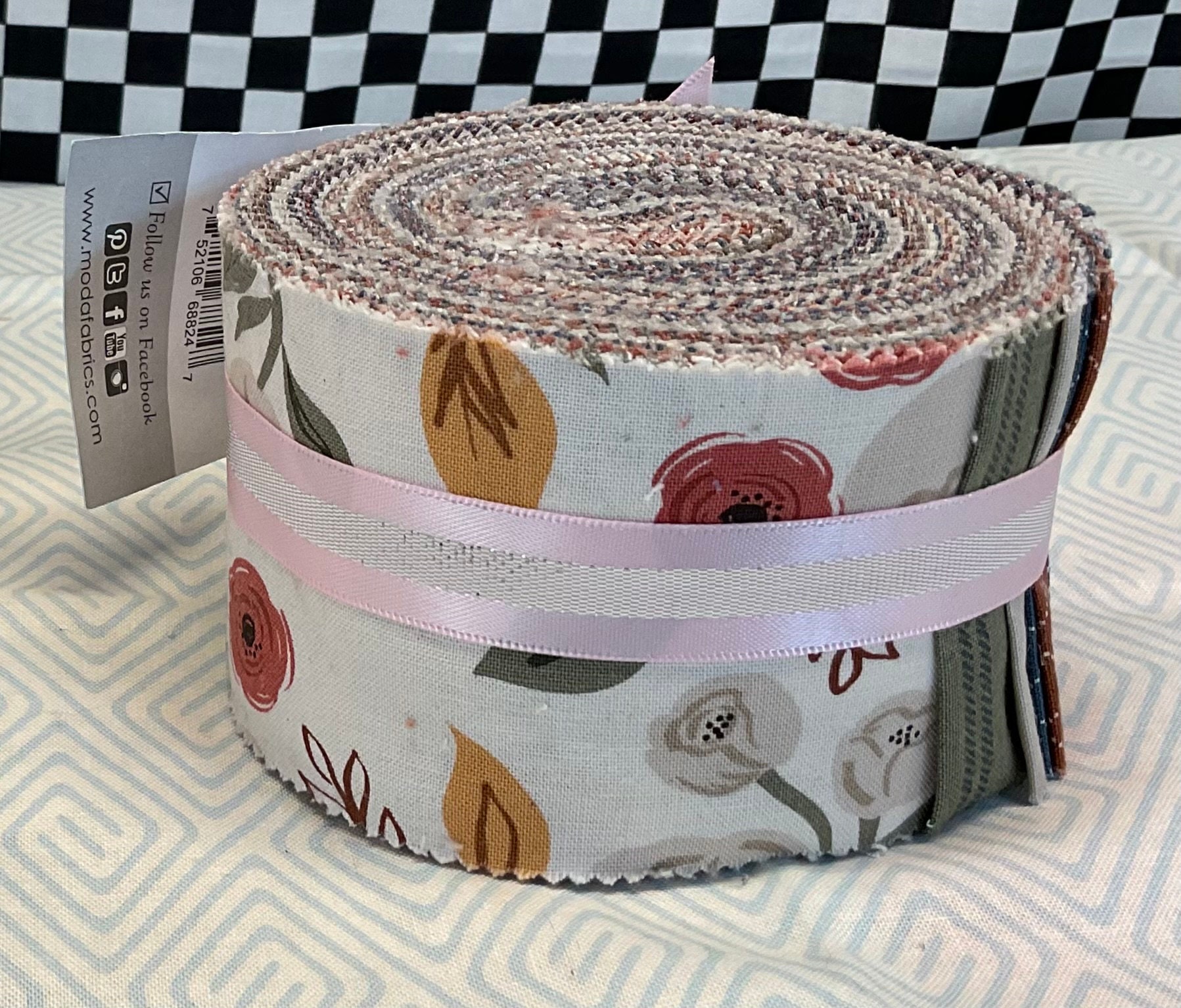 Magnolia Flower Pot Junior Jelly Roll 20/pkg. by Lella - Etsy