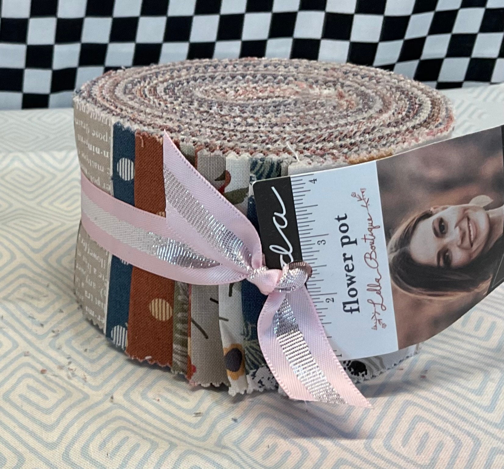Magnolia Flower Pot Junior Jelly Roll 20/pkg. by Lella - Etsy