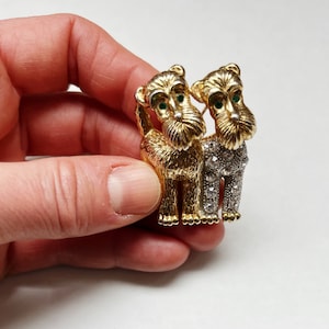 Adorable Scottie dog brooch