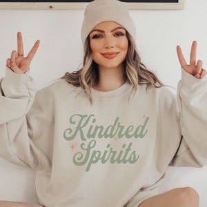 Sudadera Anne of Green Gables, Regalo para amante de los libros, Espíritu afín, Green Gables Est. Camisa de 1908, Isla del Príncipe Eduardo, regalo de novela clásica