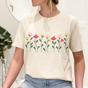 Wildflower Graphic Tee: Botanical Garden Shirt