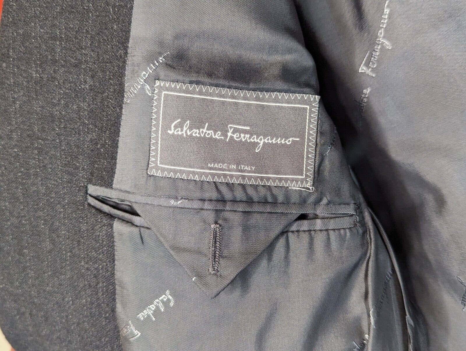 ヴィンテージ サルヴァトーレ フェラガモ ブラック スーツ