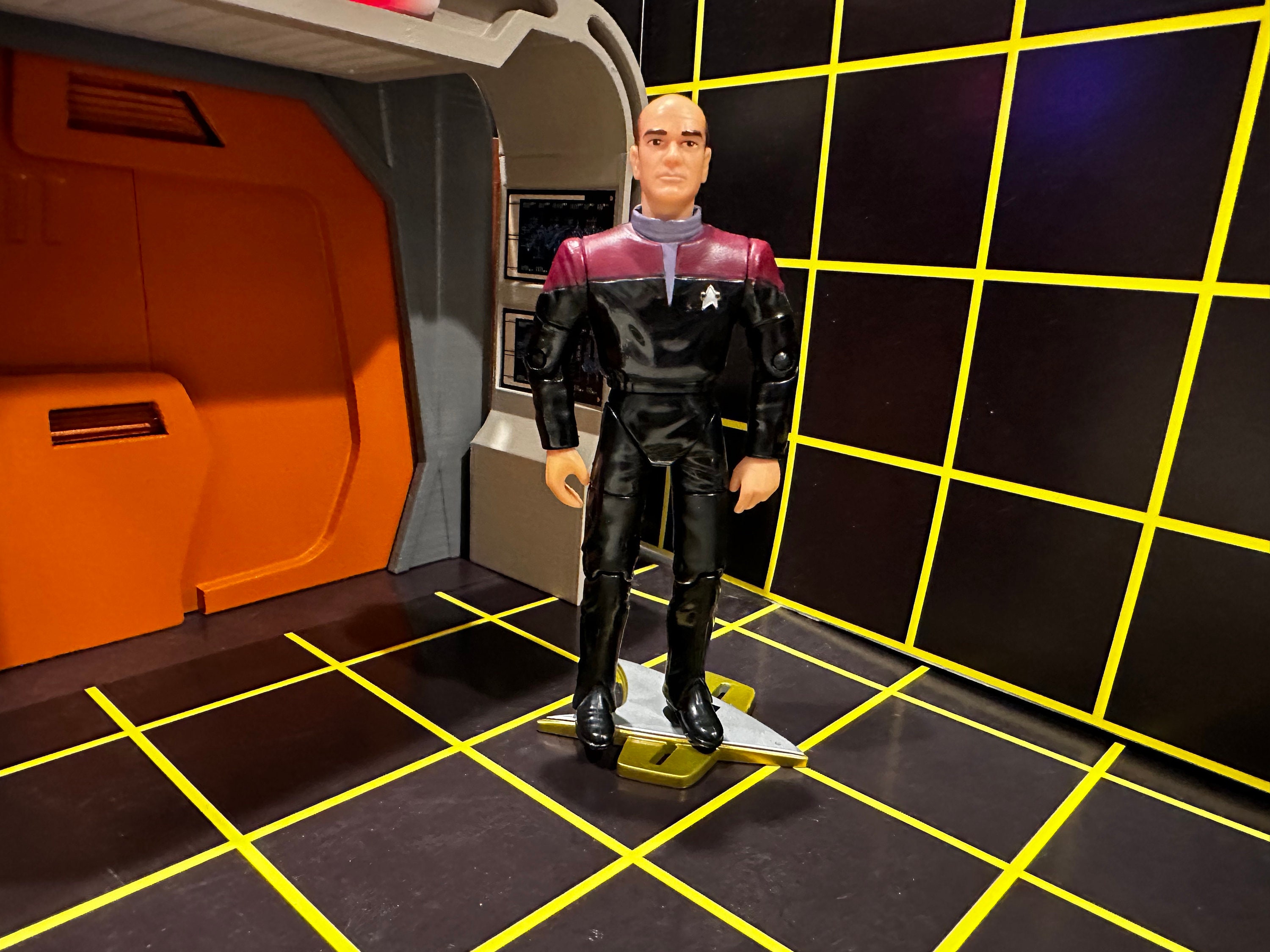 Emergency Command Hologram (ECH) [Star Trek Voyager Expansion Set]