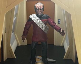 Worf in Dress Uniform [DS9]