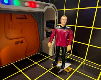 Lieutenant Paris in Dress Uniform  [Star Trek Voyager - Wave 1]
