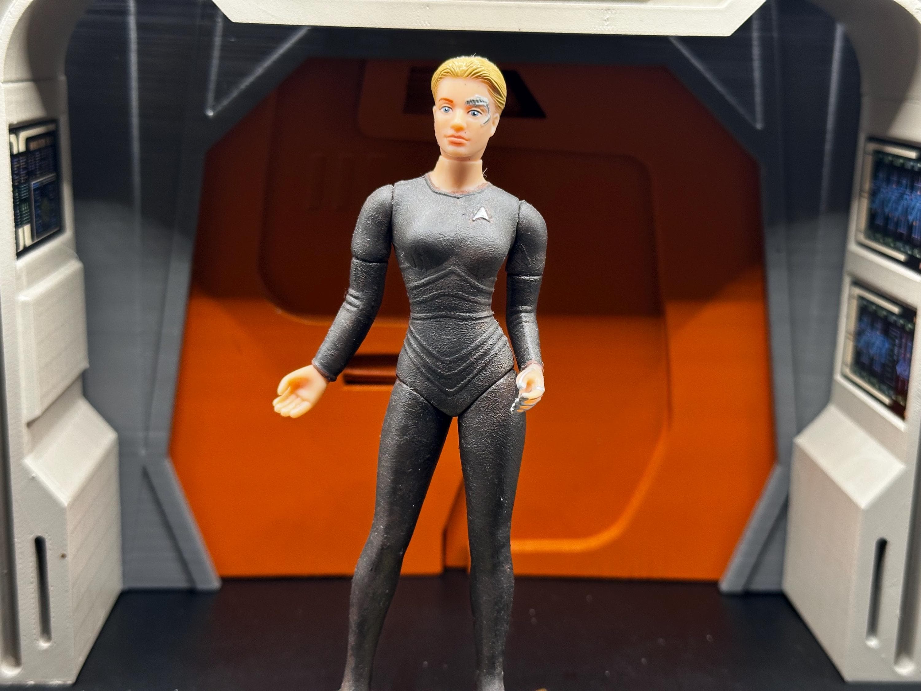 Seven of Nine in Brown [MADE TO ORDER]