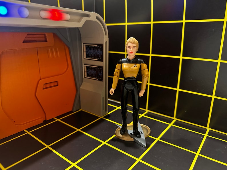 Ensign Sito Jaxa From lower Decks TNG Season 7 / Wave 1 Etsy