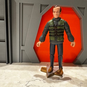 Reginald Barclay con ropa de civil en Primer contacto [Star Trek TNG Movie Line - Wave 1]