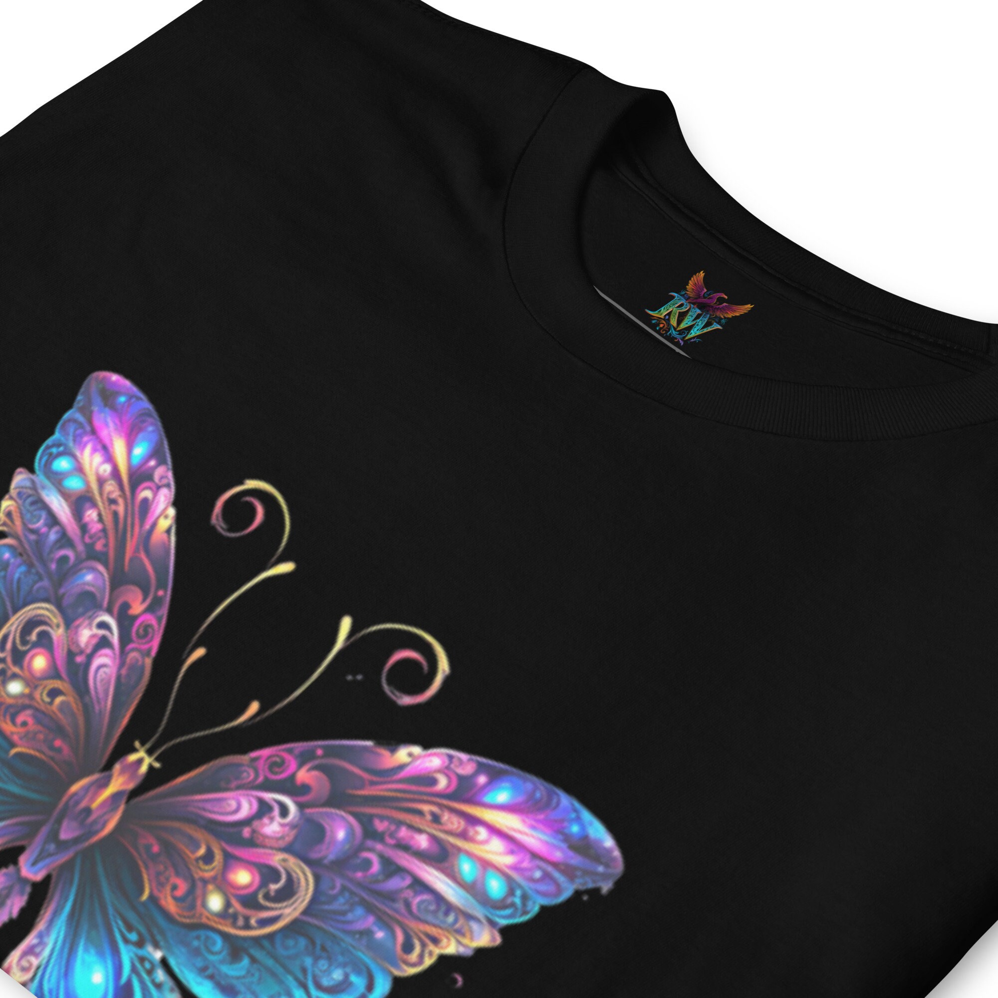 マルチカラーのバタフライTシャツ、鮮やかなバタフライグラフィックT 