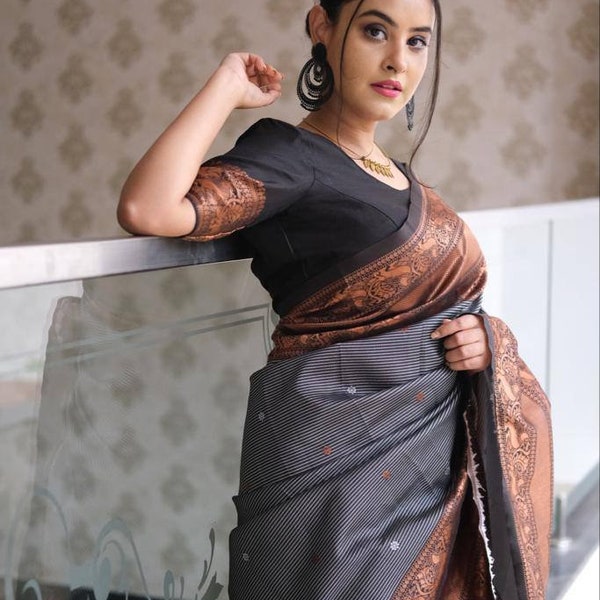 Saree en soie/sari léger/sari en soie de créateur/traditionnel/mariage/vêtements de fête/tissage sari de travail avec chemisier sari indien