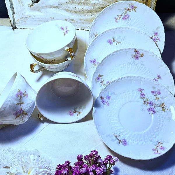 Ensemble de 4 tasses et soucoupes anciennes Charles Field Haviland / GDA à fleurs violettes
