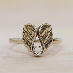 Angel Wings and Heart ring, women&#39;s wings ring, silver heart ring, Heart Sterling Silver Ring, Wings Ring, Angel Ring, Religious Ring