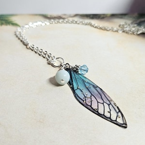 Fee Flügel Charm Halskette, Fee Liebhaber Geschenk, Fairycore Anhänger