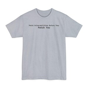 Schließe Sicherheitslücken, bevor sie dich ausnutzen – Lustiges DevOps-T-Shirt – Geschenk für Cybersicherheit Bild 3