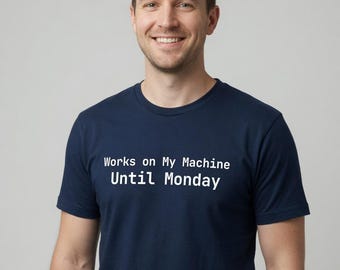 Werkt tot maandag aan mijn computer T-shirt, cadeau voor programmeurs
