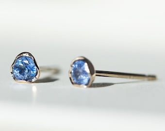 14K Gold Blue Sapphire Stud Earrings: Elegant Birthstone Jewelry