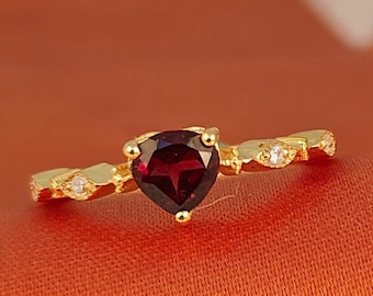 Pierścionek ze srebra próby 925 z rubinowym sercem i diamentowym akcentem, pierścionek Promise Love