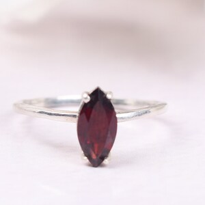 Red Garnet Solitaire 925 Sterling Silver Ring: Elegant Gemstone Jewelry