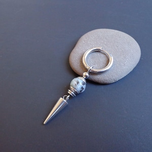 Grijsblauwe jaspisoorbel, mono-oorbel, bengeloorbel voor mannen, bedeloorring, zilveren oorbel, edelsteenoorbel, stekeroorbel