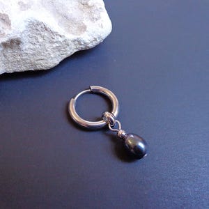 Natural black pearl ONE earring, Men's earrings, Detachable pendant, Single hoop, Unisex earring, Baroque pearl earring,Minimalist earring