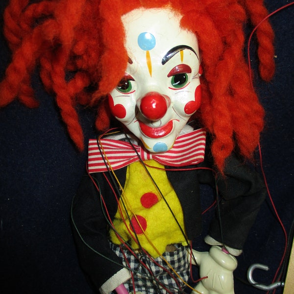 Vintage Pelham Marionette Puppet Bimbo Clown (no box) Free P& I Us buyers