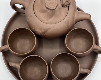 Yixing Chinese Teapot and Tea Cup Set