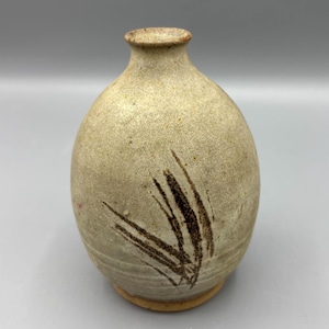 Vintage Studio Pottery Bud Vase 5”, Rustic Earth Tone Ceramic with Minimalist Brushwork, Handcrafted Earth Tone Ceramic Vessel