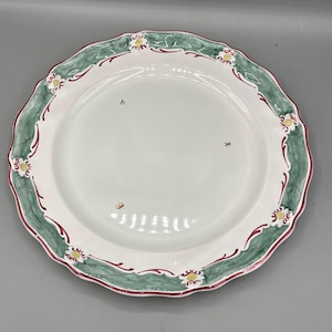Hand-Painted French Faïence Dinner Plate: Atelier de Ségriès Floral Ceramic