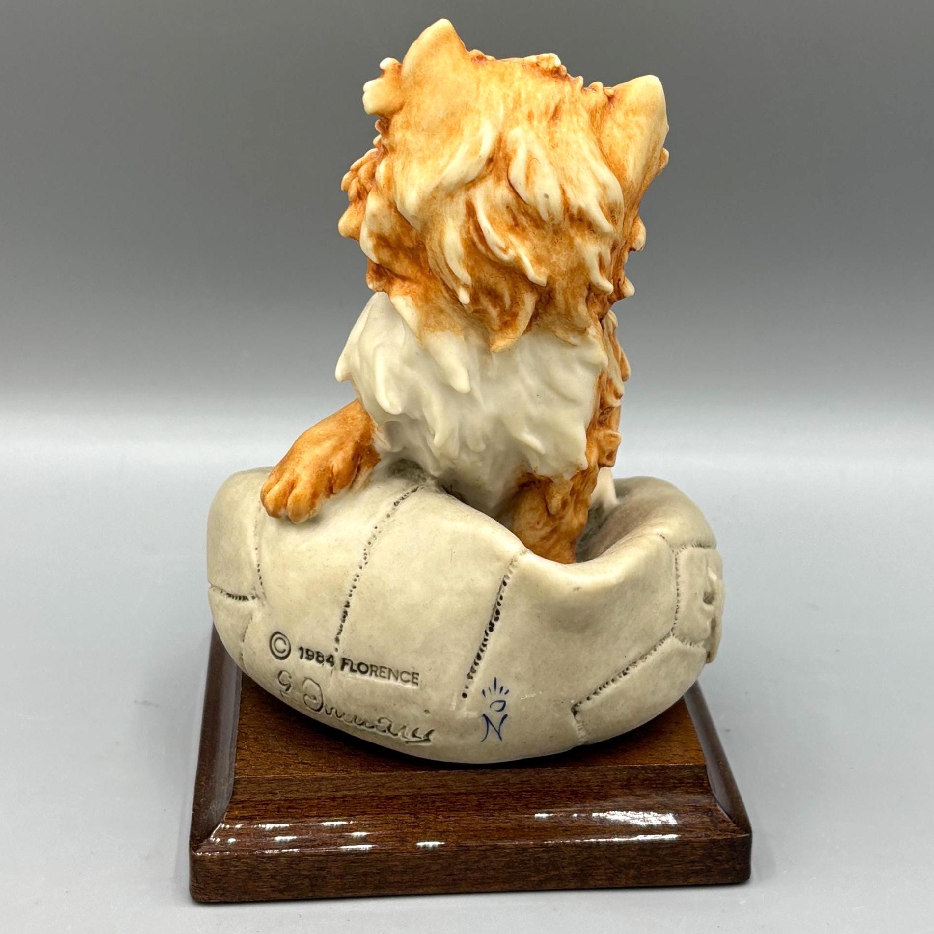 Vintage Giuseppe Armani Cat Figurine – 1984 Florence Kitten