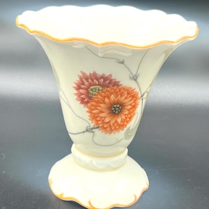 Hutschenreuther Selb Vase Vintage Floral Porcelain LHS Made in Germany Kunstabteilung