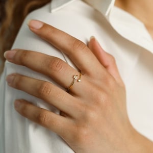 Bague pierre de naissance du zodiaque par Pashiminimalist, bijoux du zodiaque en plaqué or 14 carats, bague constellation, cadeau d'anniversaire pour elle, cadeau de remise des diplômes personnalisé