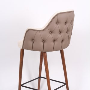 Sgabelli da bar, sedie da bar con gambe in legno, sedie da bancone, in velluto e pelle, sgabelli da bar alti fino al bancone, design per la casa, design d&#39;interni